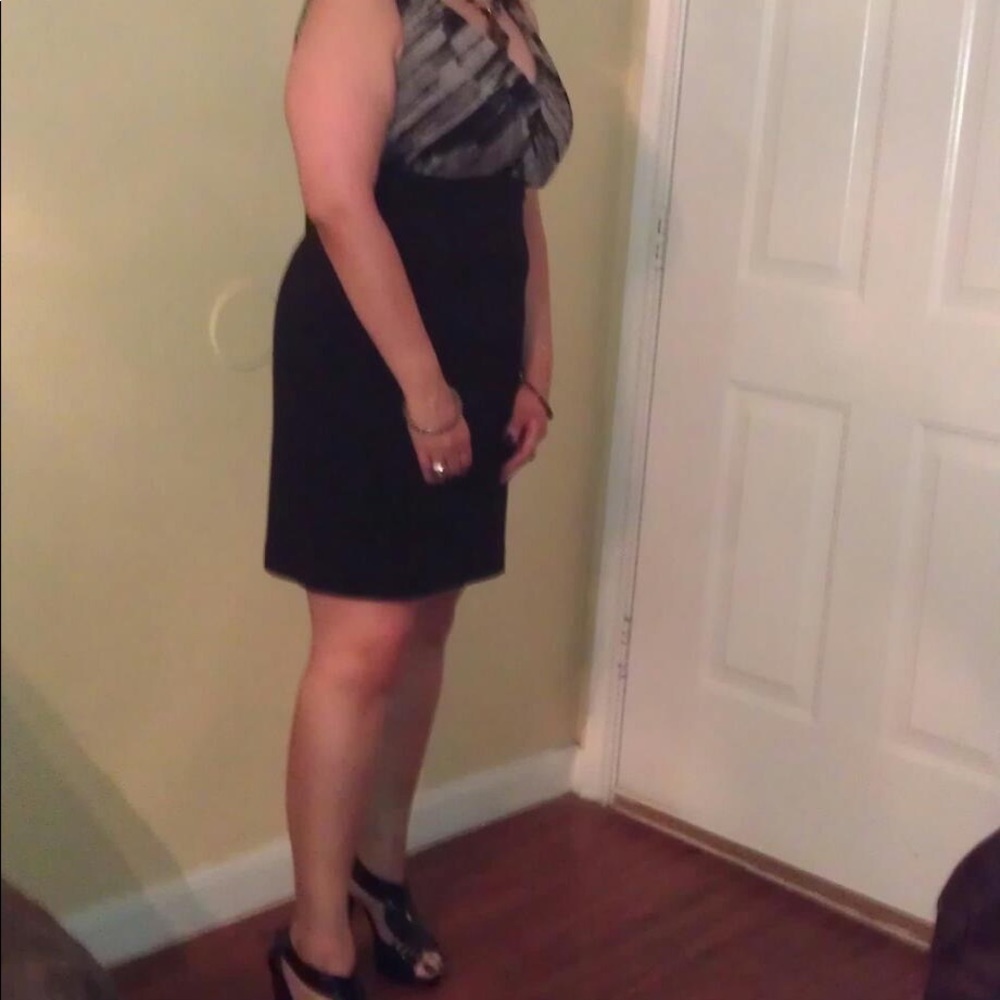 10. Gianni Bini black dress - Picture 6 of 6